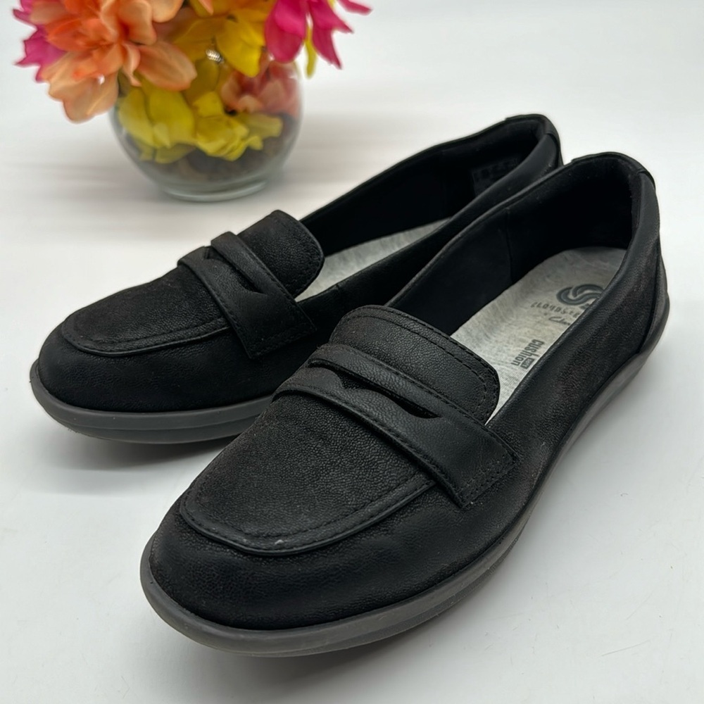 Cloudsteppers by Clarks Black Penny Loafers Size 7 BLO6972B